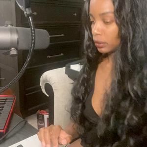 Meet your Posher, Lana